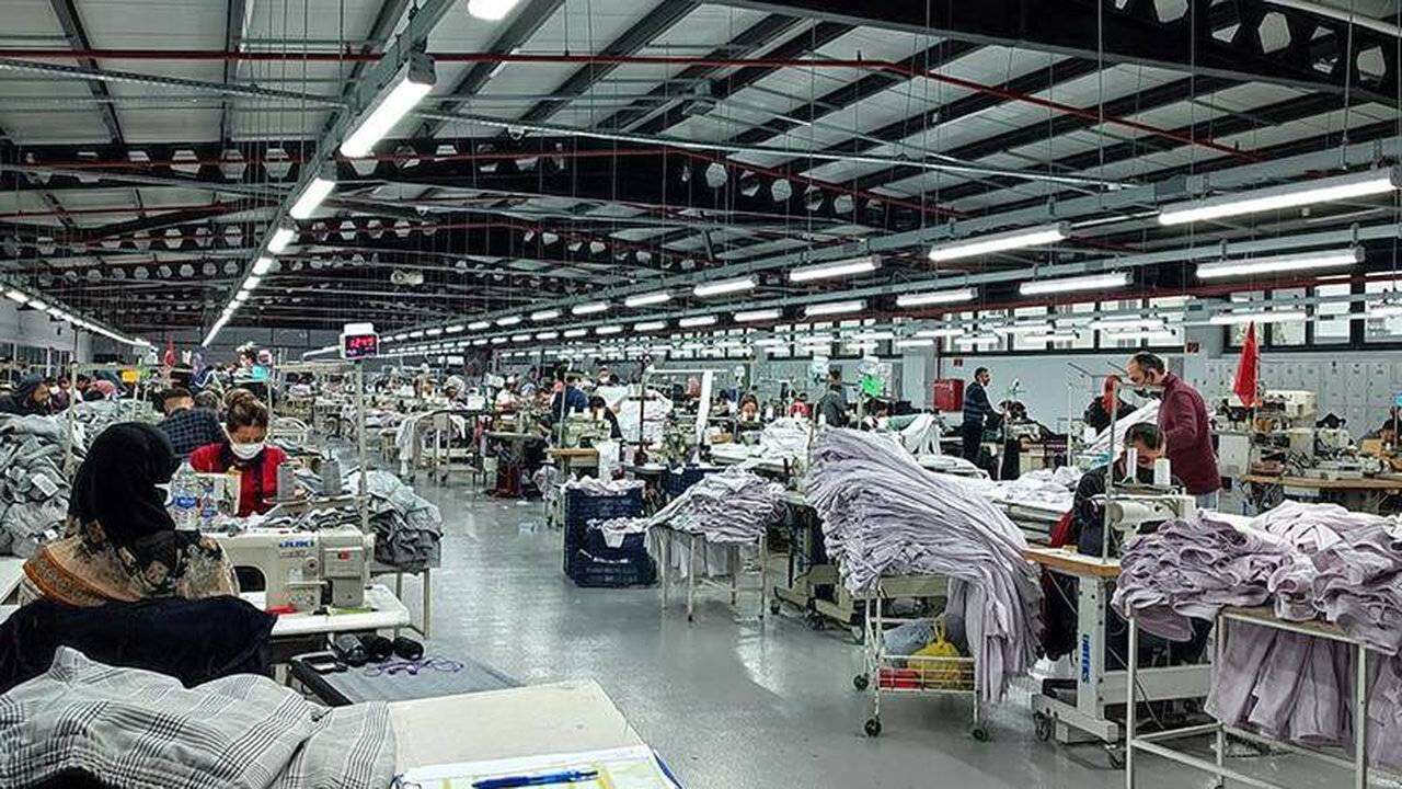Dünya devlerine kumaş üretiyordu: Türkiye’nin 73 yıllık tekstil devi bugün kapandı, yüzlerce çalışan işsiz kaldı! 6